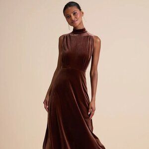 Classic Elegance Brown Velvet Sleeveless Mock Neck Maxi Dress